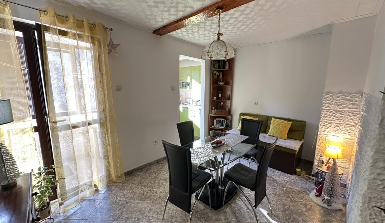 944cddba-c186-4e40-aca9-6248d3644acd